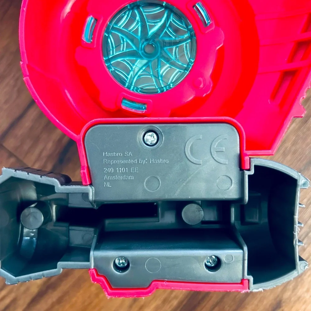 Playskool Heroes Marvel Super Hero Adventures Spider-Man Jetquarters - Picture 9 of 12